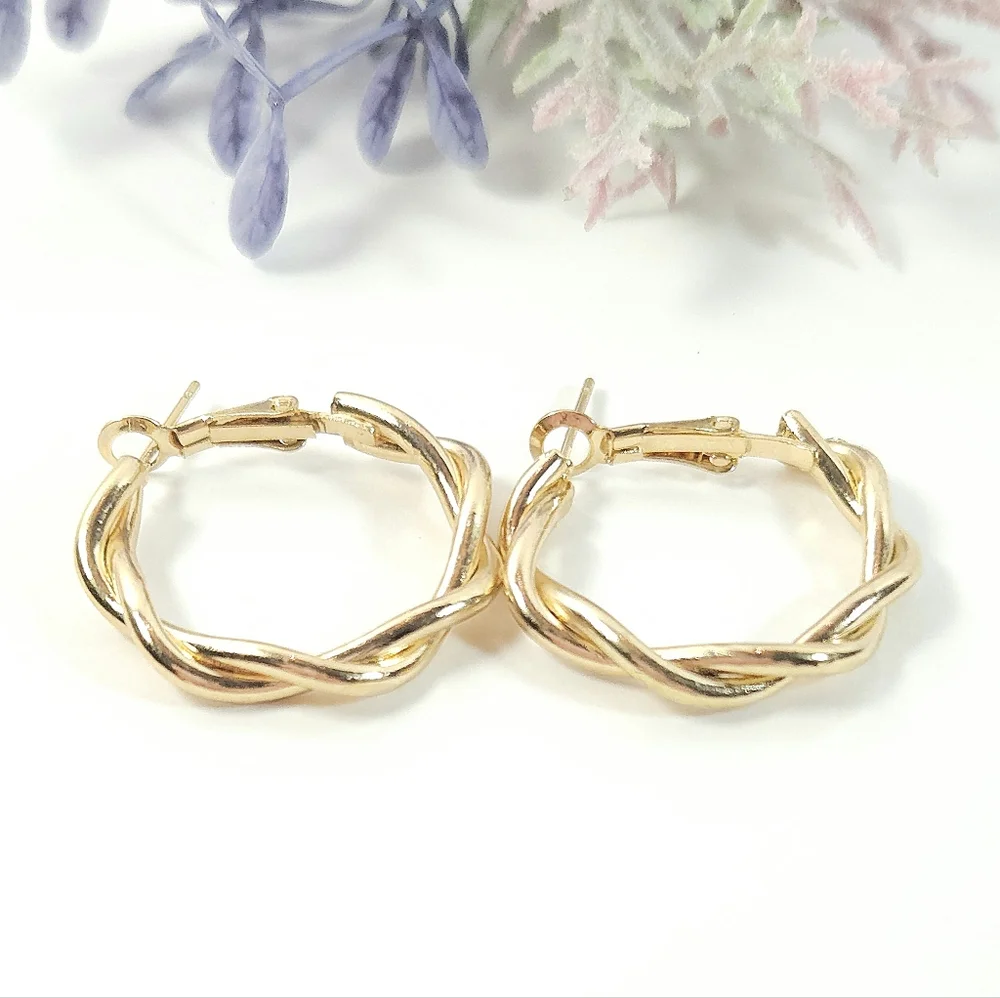 Gold Tone Twist Rope Double Hoop Earrings Modern Hoops - Picture 2 of 6
